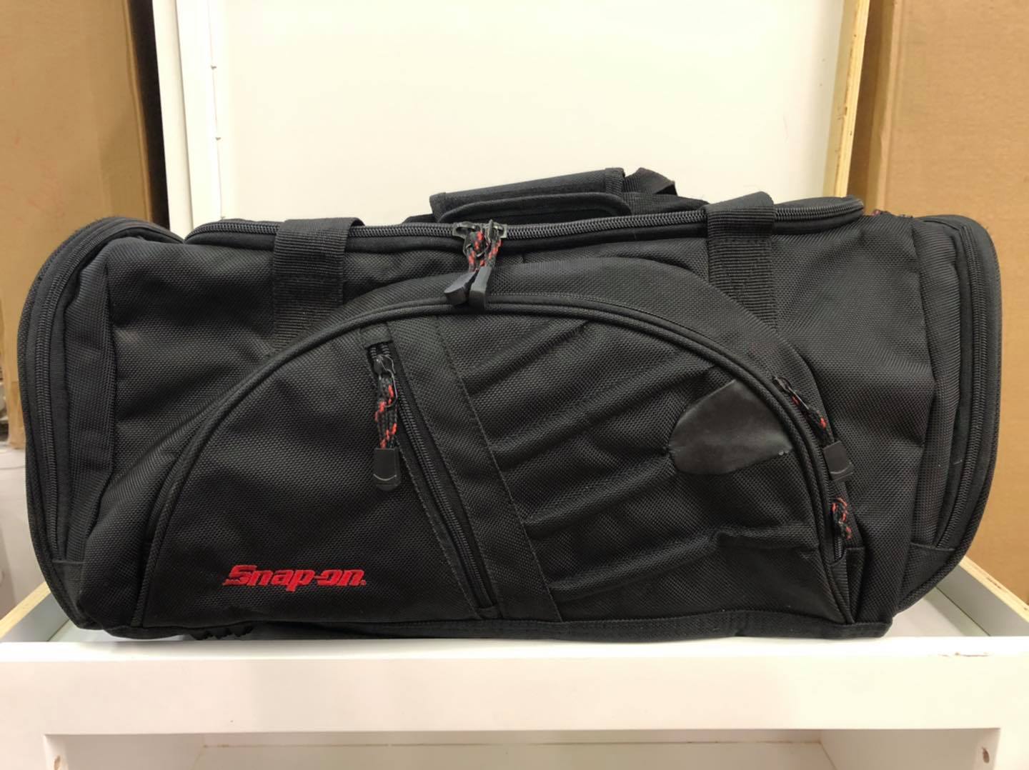 NWT Snap On Tools Red And Black Duffel Bag Gym Bag Free Shipping 
